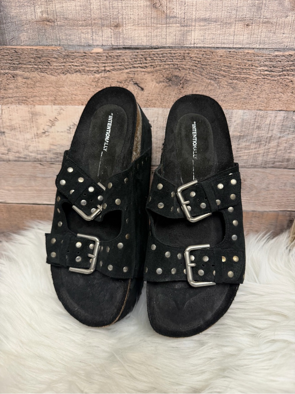 Intentionally Blank Black Suede Platform Sandals 39